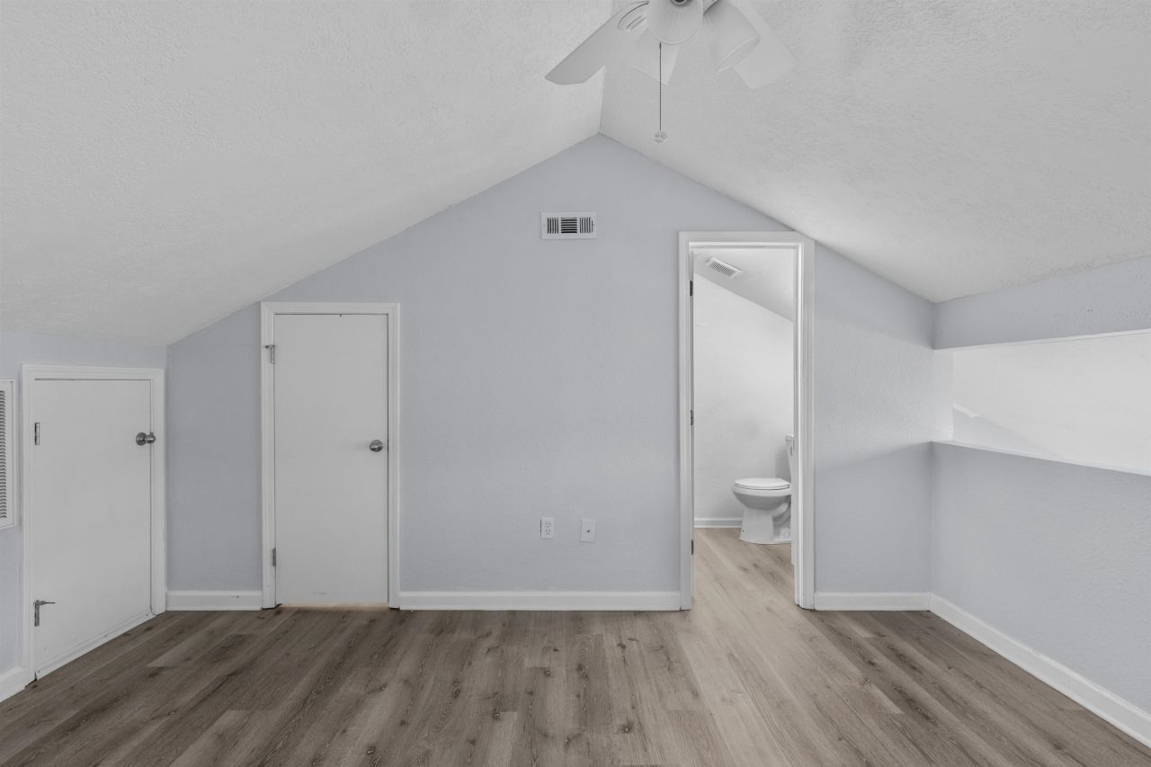 1600 Deer Creek Rd. Photo 22