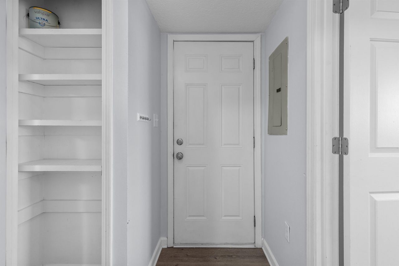 1600 Deer Creek Rd. Photo 5