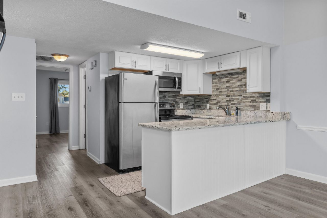 1600 Deer Creek Rd. Photo 9