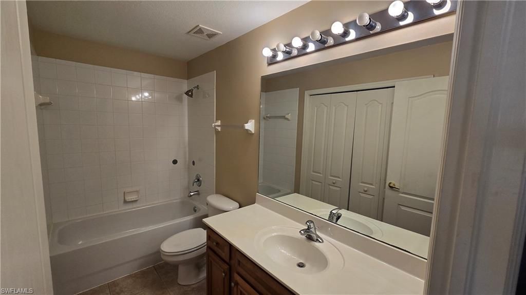 12021 Rock Brook Run, Unit 2105, Fort Myers, FL 33913 Photo