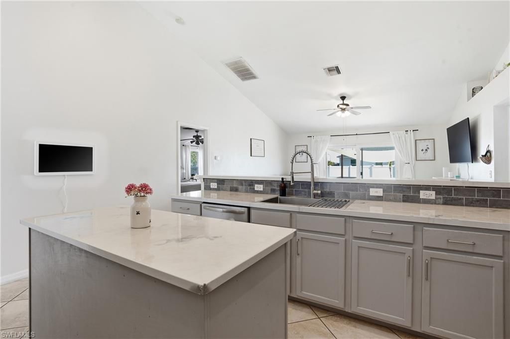 2309 NW 10th Ave, Cape Coral, FL 33993 Photo