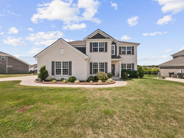 2076 Autry Dr , Nolensville, TN 37135