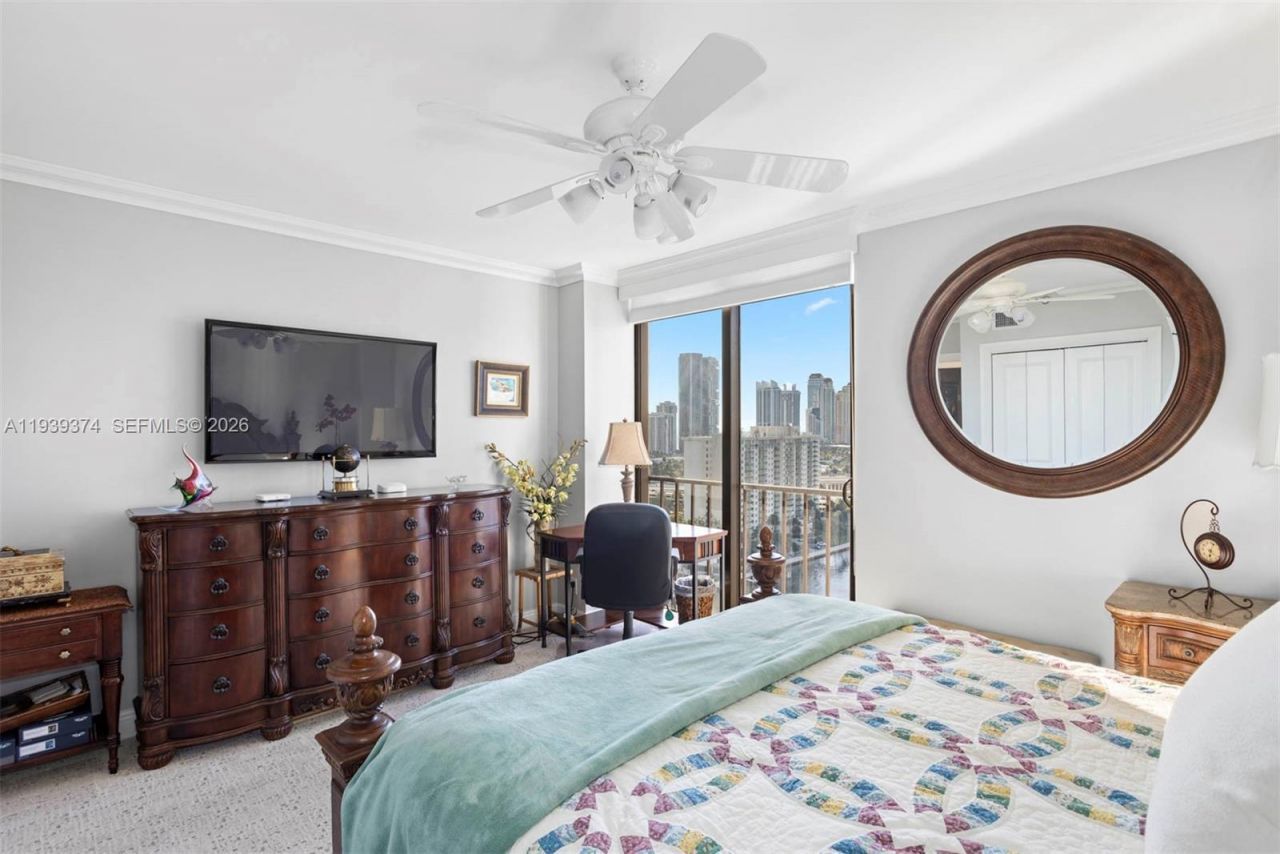 19667 Turnberry Way, Unit 19-K, Aventura, FL 33180 Photo