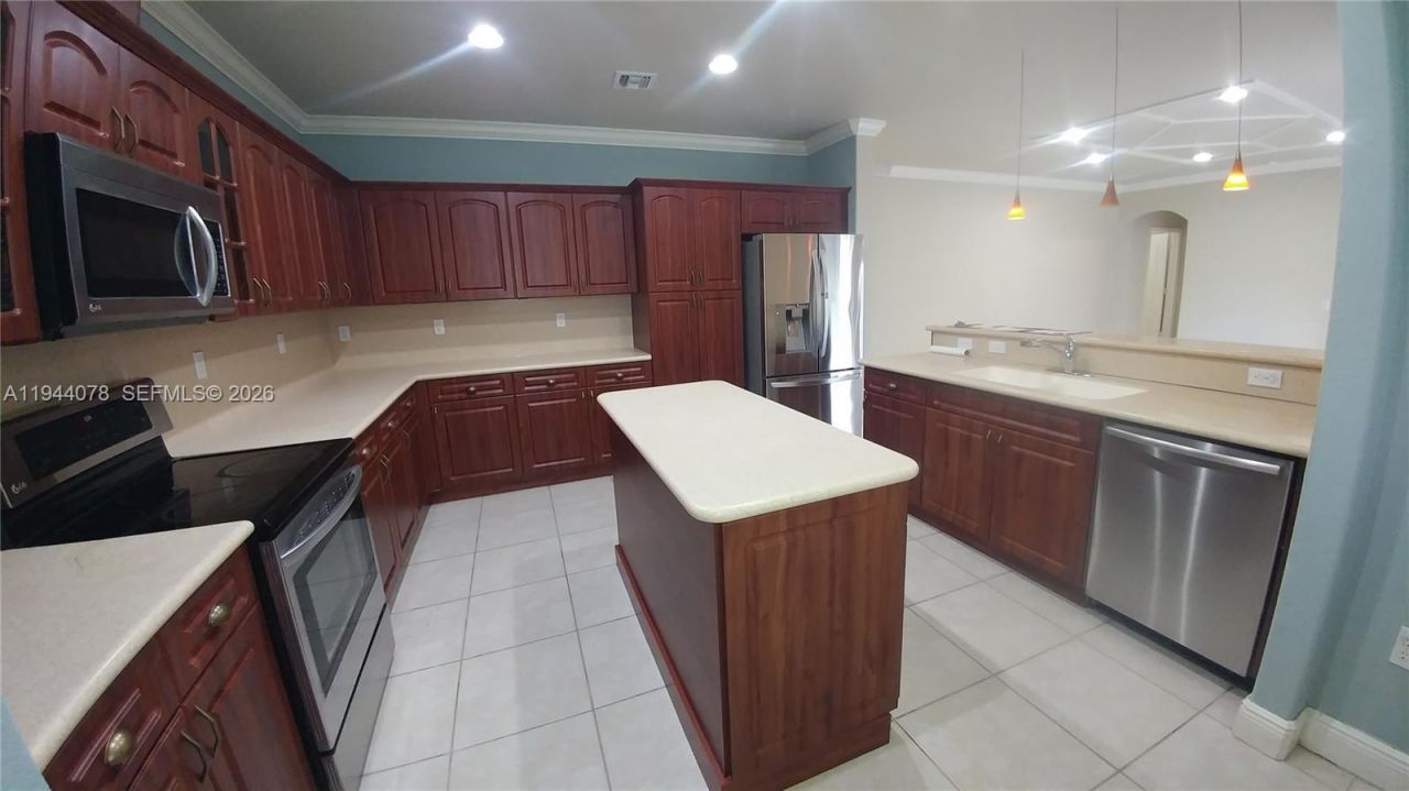 15387 SW 21st Ln, Unit 1, Miami, FL 33185 Photo