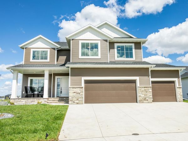 8327 59 Street S, Horace, ND 58047