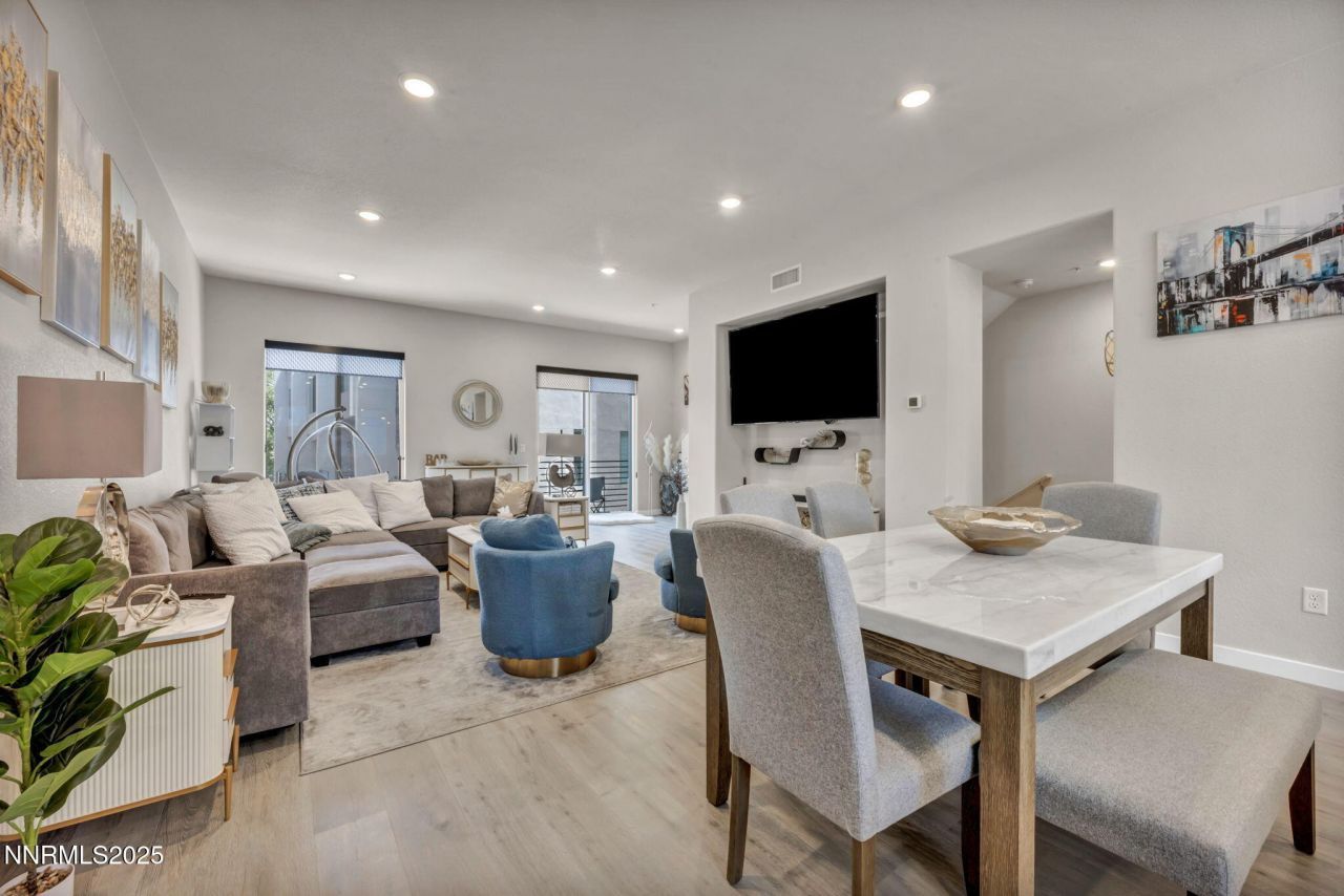 150 Rissone Lane, Reno, NV 89503 Photo