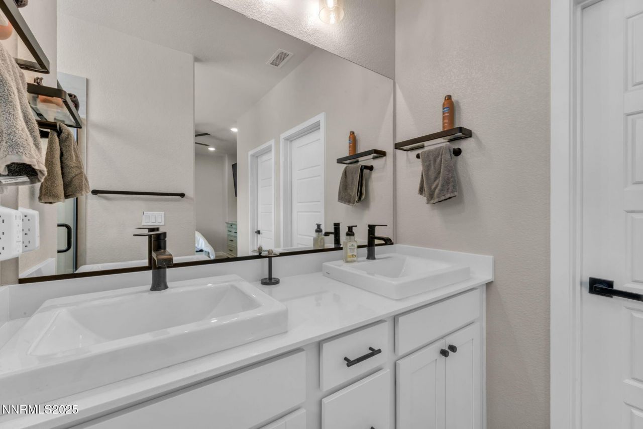 150 Rissone Lane, Reno, NV 89503 Photo