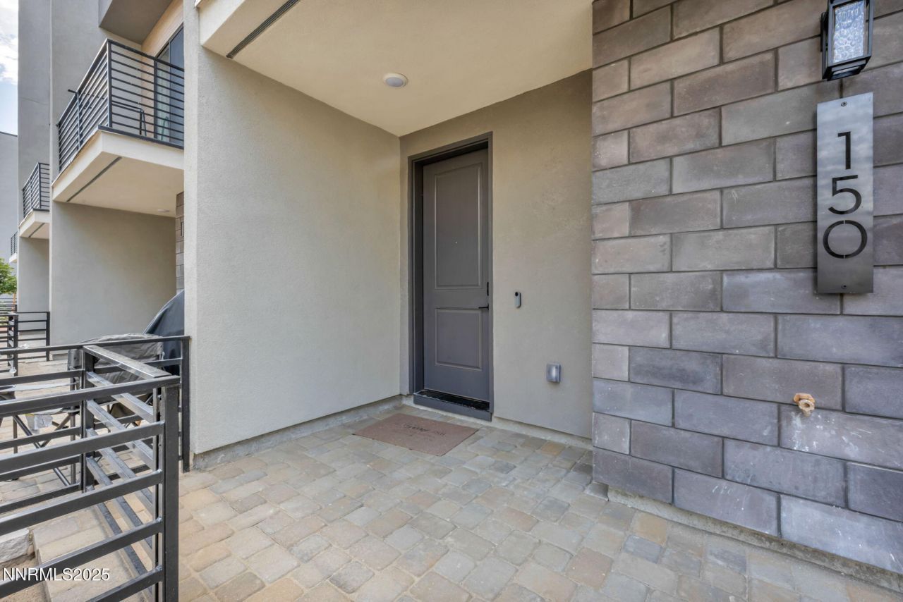 150 Rissone Lane, Reno, NV 89503 Photo