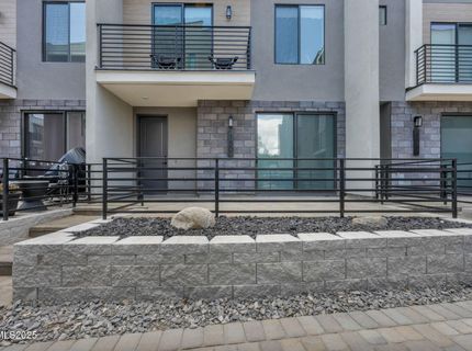 150 Rissone Lane, Reno, NV 89503 Photo