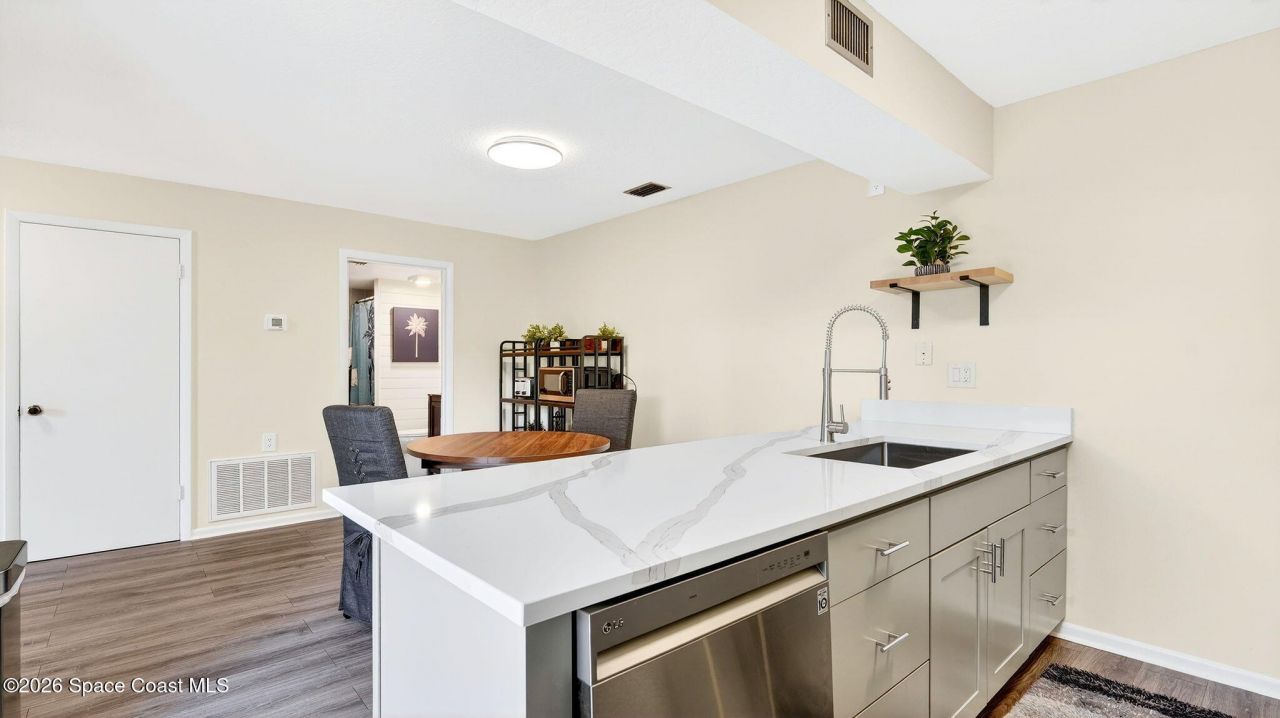 200 S Banana River Boulevard, Unit 2202, Cocoa Beach, FL 32931 Photo
