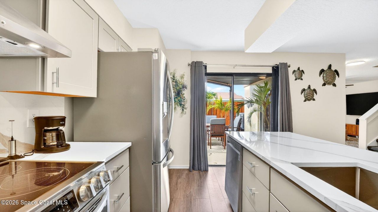 200 S Banana River Boulevard, Unit 2202, Cocoa Beach, FL 32931 Photo