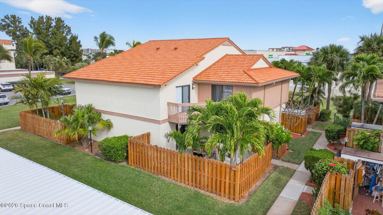 200 S Banana River Boulevard, Unit 2202, Cocoa Beach, FL 32931 Photo