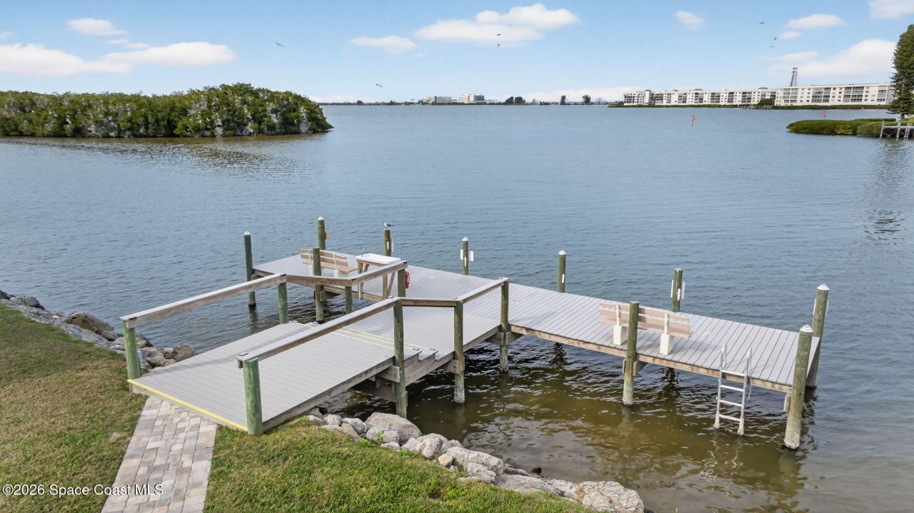 200 S Banana River Boulevard, Unit 2202, Cocoa Beach, FL 32931 Photo