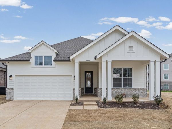 9935 KEMROCK DR S, Cordova, TN 38018