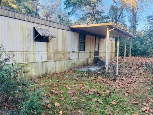 4547 CR 692, WEBSTER, FL 33597