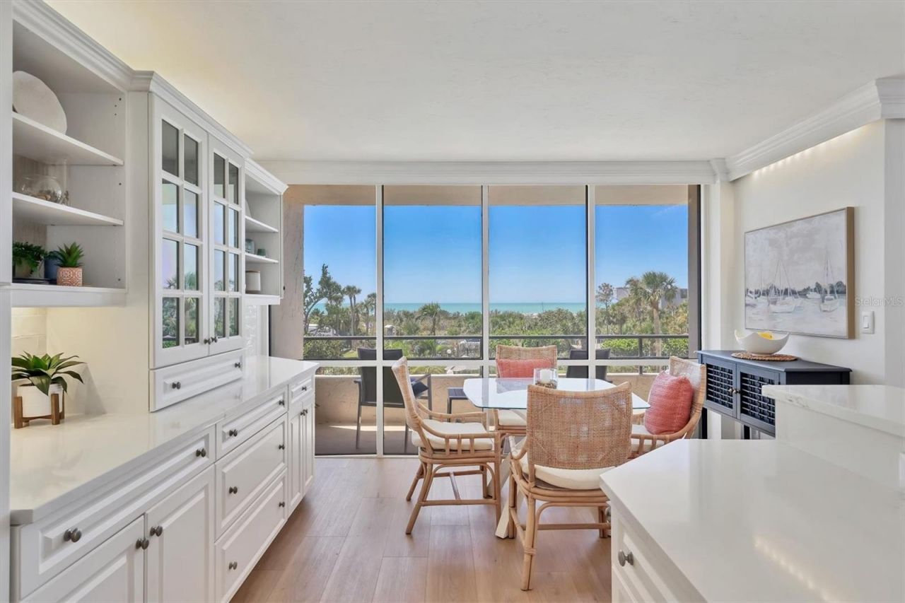 5300 Ocean Boulevard, Unit 202, Sarasota, FL 34242 Photo