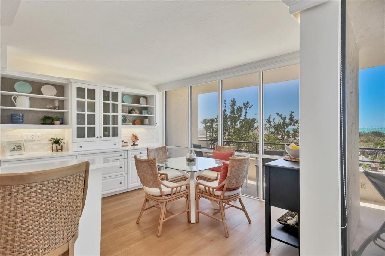 5300 Ocean Boulevard, Unit 202, Sarasota, FL 34242 Photo