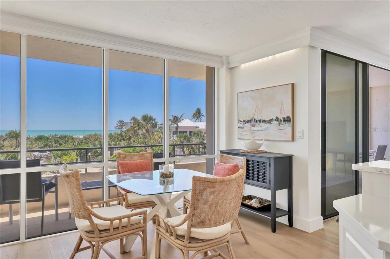 5300 Ocean Boulevard, Unit 202, Sarasota, FL 34242 Photo