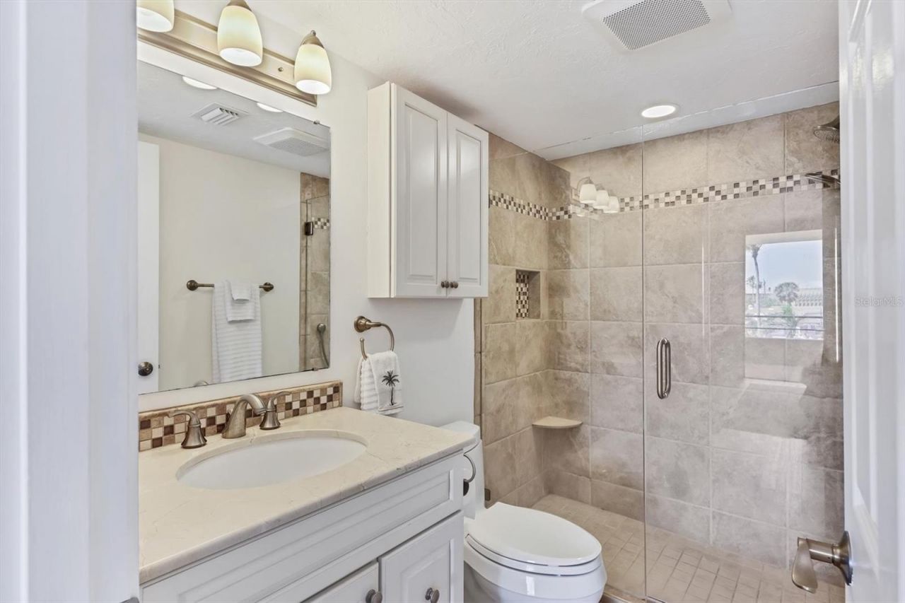 5300 Ocean Boulevard, Unit 202, Sarasota, FL 34242 Photo