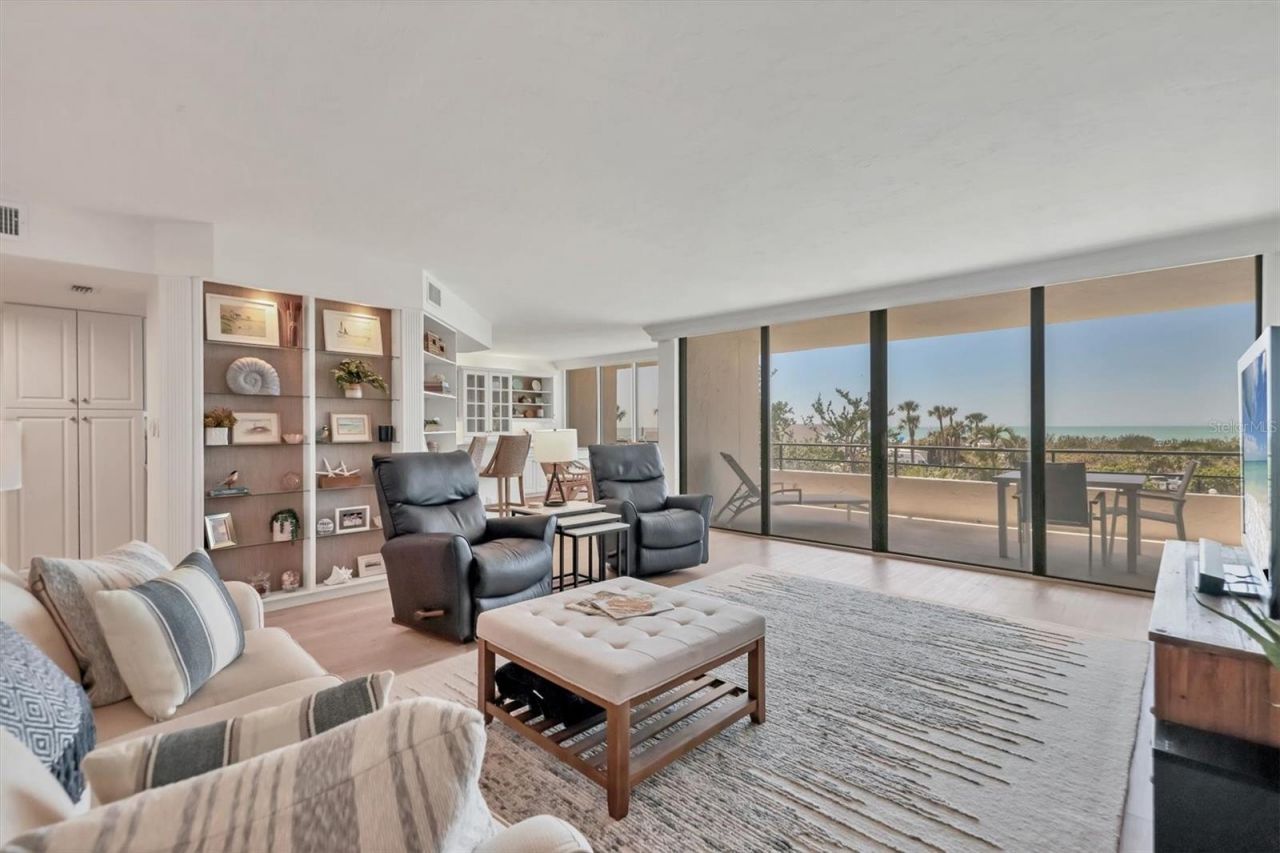5300 Ocean Boulevard, Unit 202, Sarasota, FL 34242 Photo