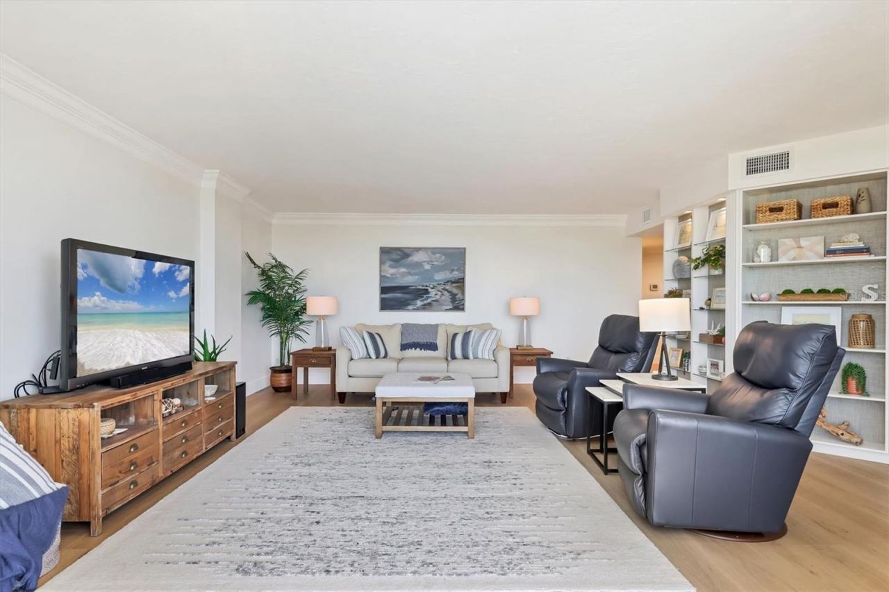 5300 Ocean Boulevard, Unit 202, Sarasota, FL 34242 Photo