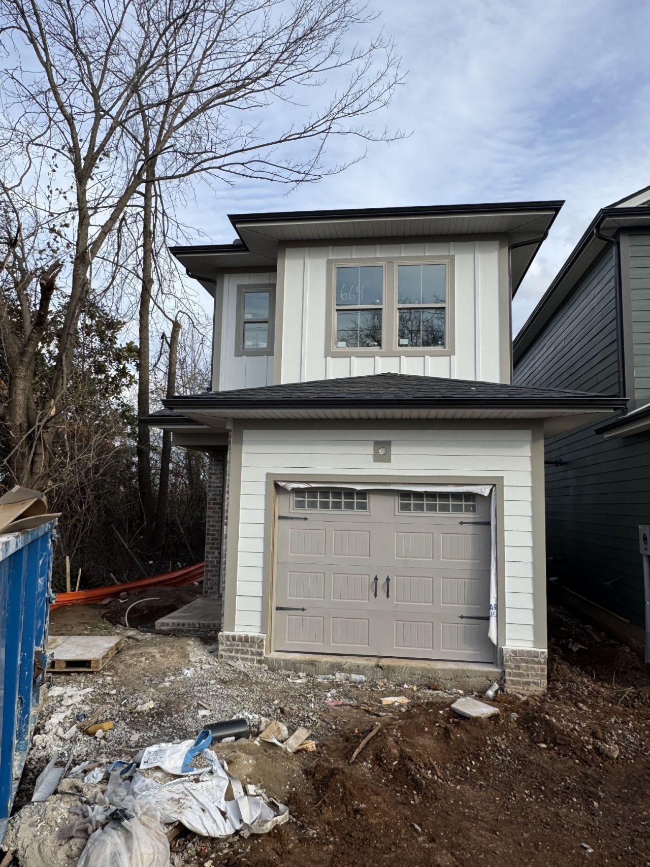 664 Vernon Ave, Nashville, TN 37209 Main Photo