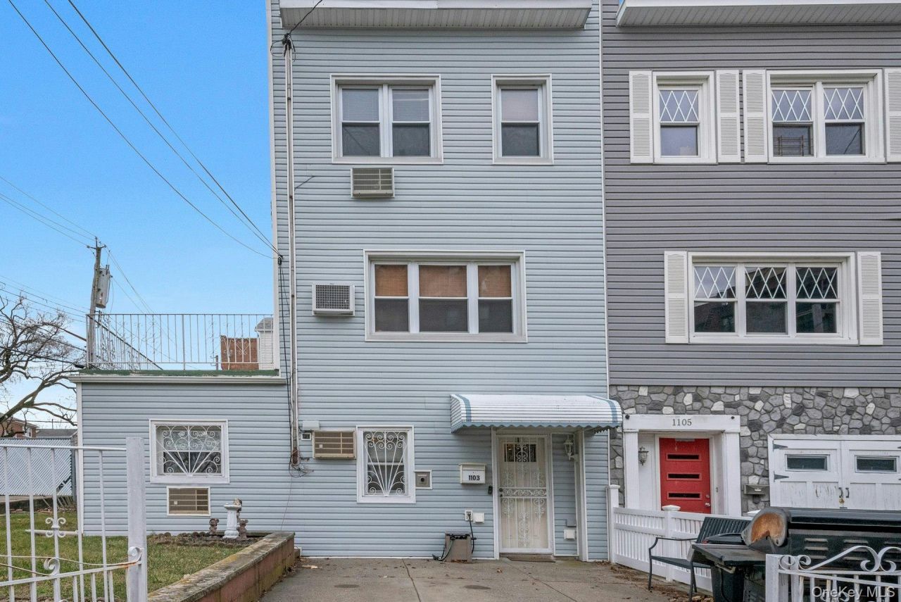 1103 Stadium Avenue, Bronx, NY 10465 Main Photo