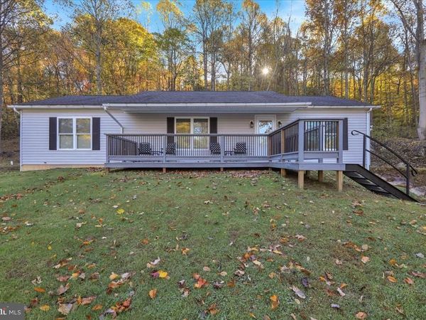 119 SMOKETOWN ROAD, MERTZTOWN, PA 19539