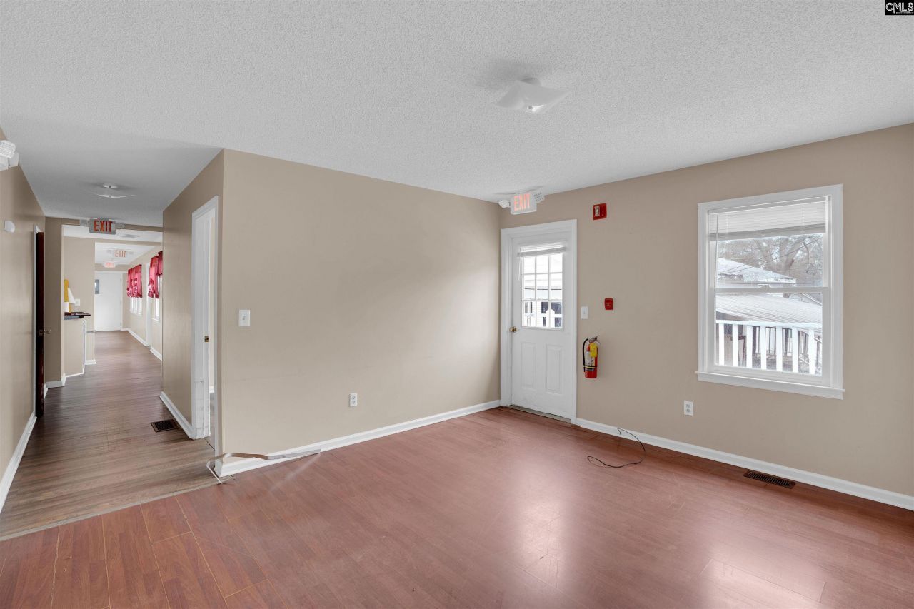 2306 Forrest Street  Photo 12