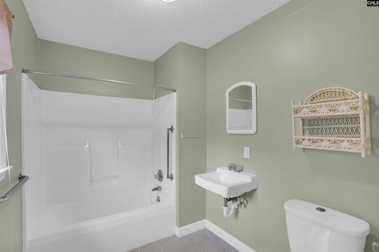 2306 Forrest Street  Photo 13