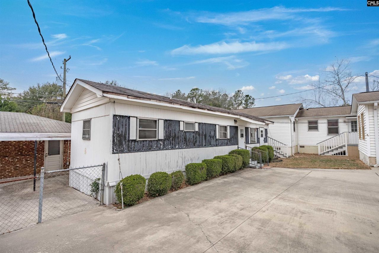 2306 Forrest Street  Photo 6