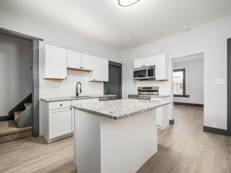 1557 Safford Avenue, Columbus, OH 43223 Photo 13