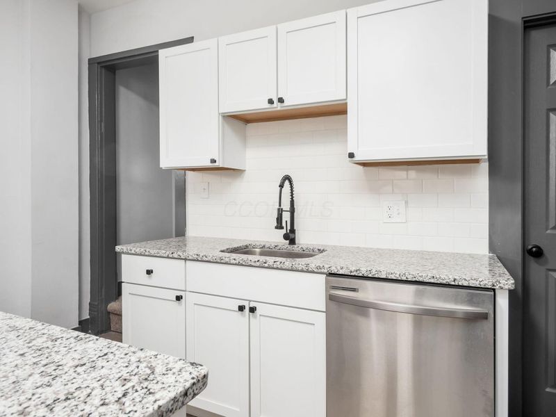 1557 Safford Avenue, Columbus, OH 43223 Photo 16