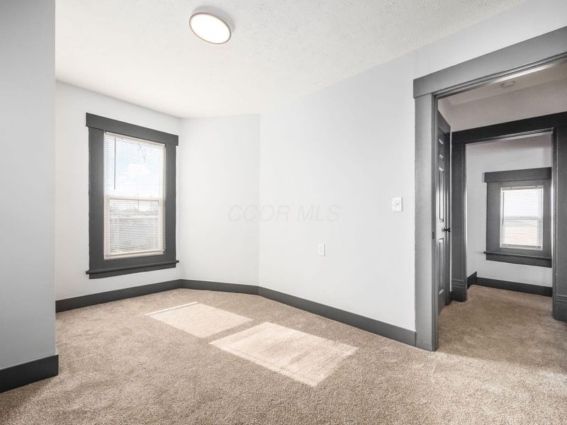 1557 Safford Avenue, Columbus, OH 43223 Photo 24