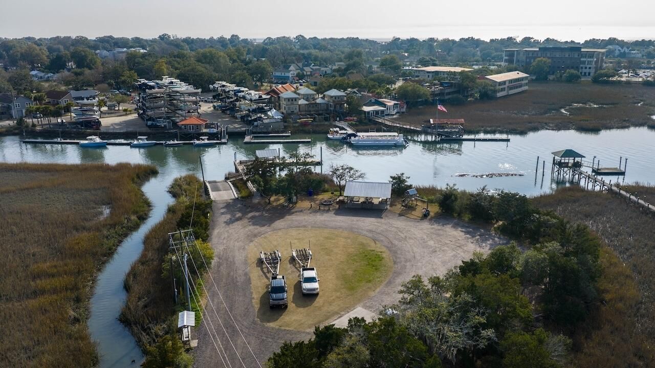 1018 Chambers Lane Photo 92