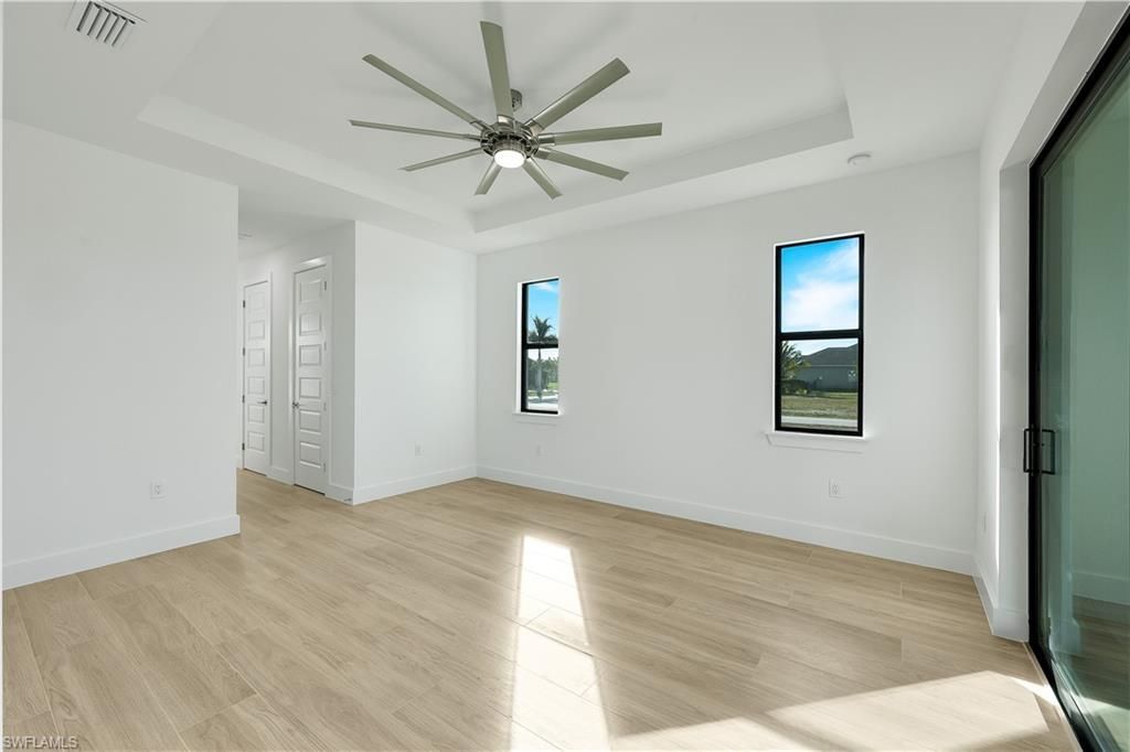 1600 NW 38th Ave, Cape Coral, FL 33993 Photo