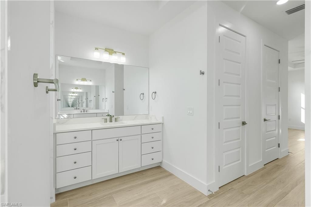 1600 NW 38th Ave, Cape Coral, FL 33993 Photo