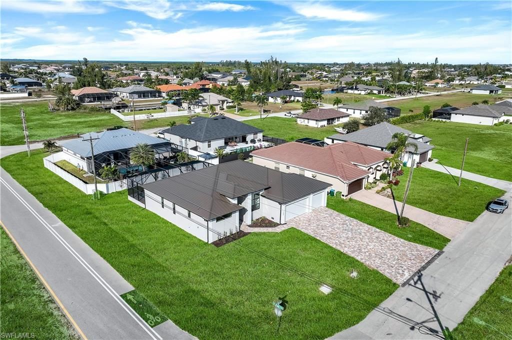 1600 NW 38th Ave, Cape Coral, FL 33993 Photo