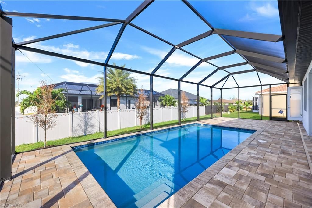 1600 NW 38th Ave, Cape Coral, FL 33993 Photo