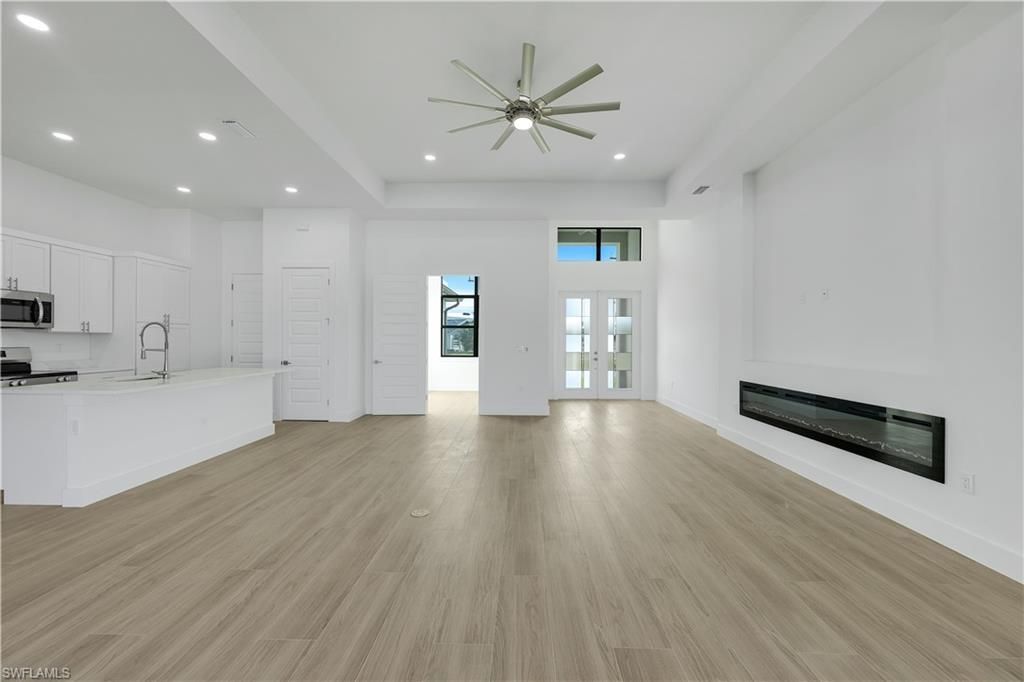 1600 NW 38th Ave, Cape Coral, FL 33993 Photo