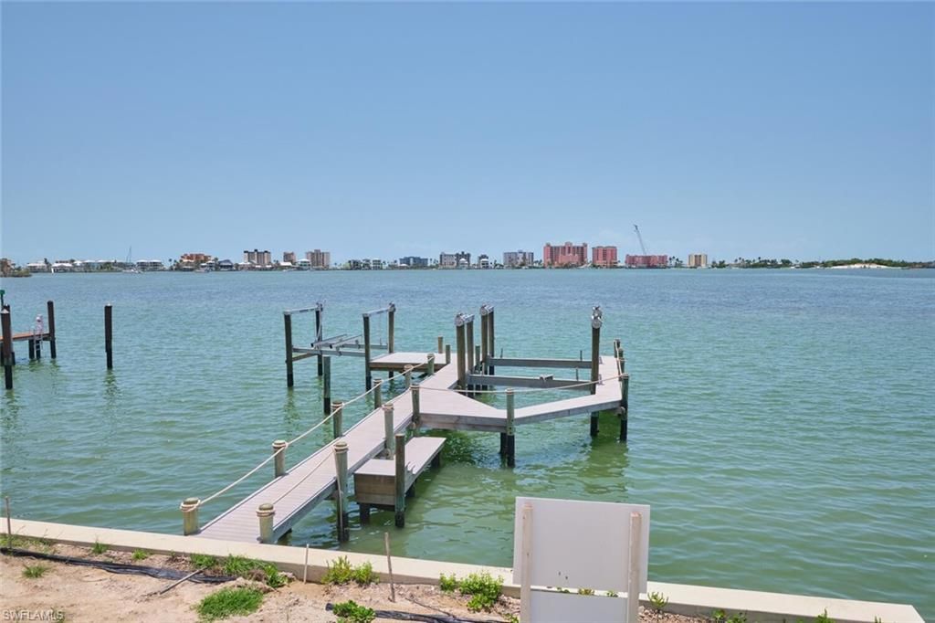 938 San Carlos Dr, Fort Myers Beach, FL 33931 Photo