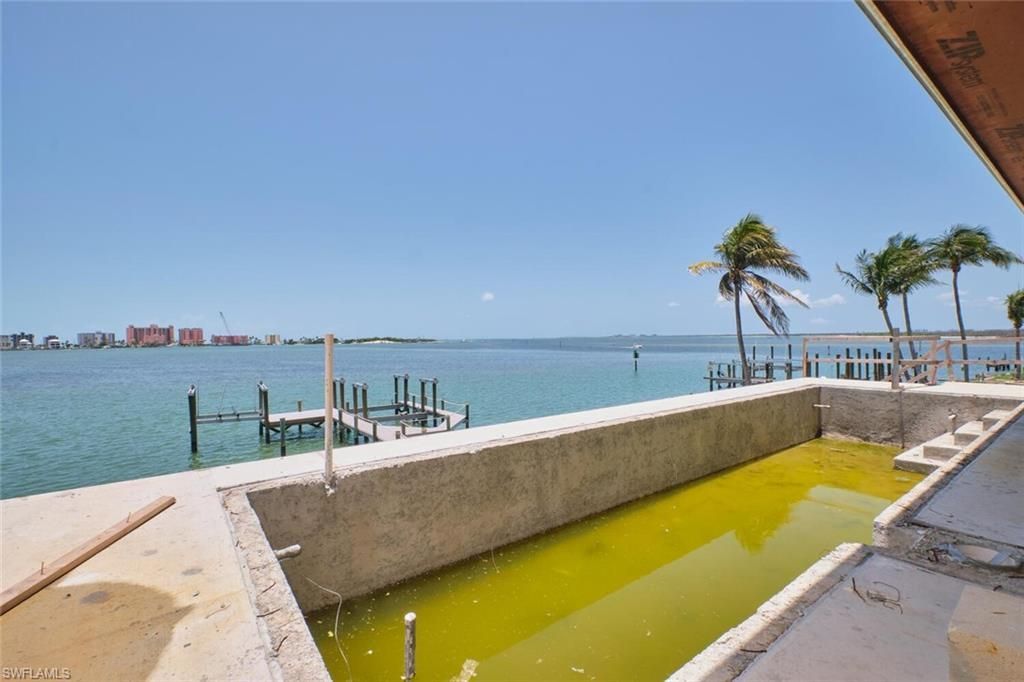 938 San Carlos Dr, Fort Myers Beach, FL 33931 Photo