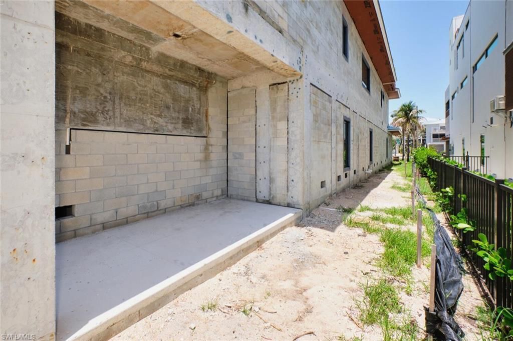 938 San Carlos Dr, Fort Myers Beach, FL 33931 Photo