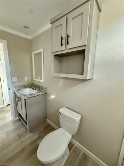 8104 Marx Dr, North Fort Myers, FL 33917 Photo