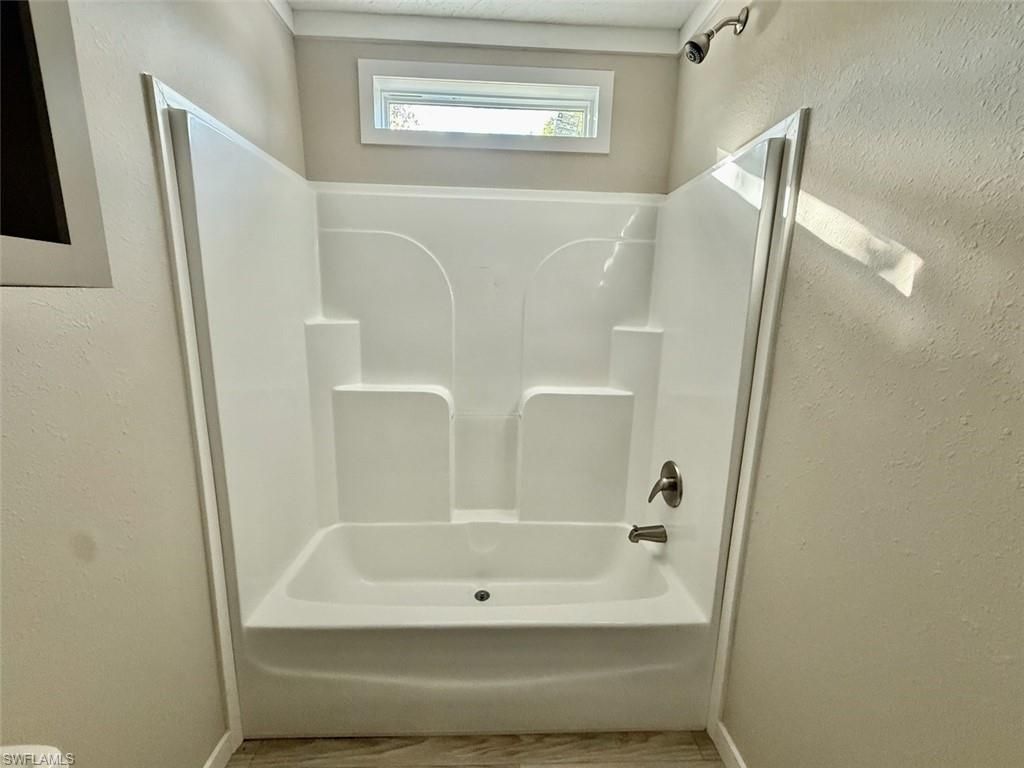 8104 Marx Dr, North Fort Myers, FL 33917 Photo