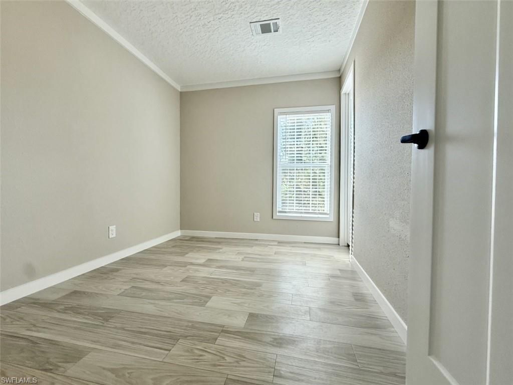 8104 Marx Dr, North Fort Myers, FL 33917 Photo