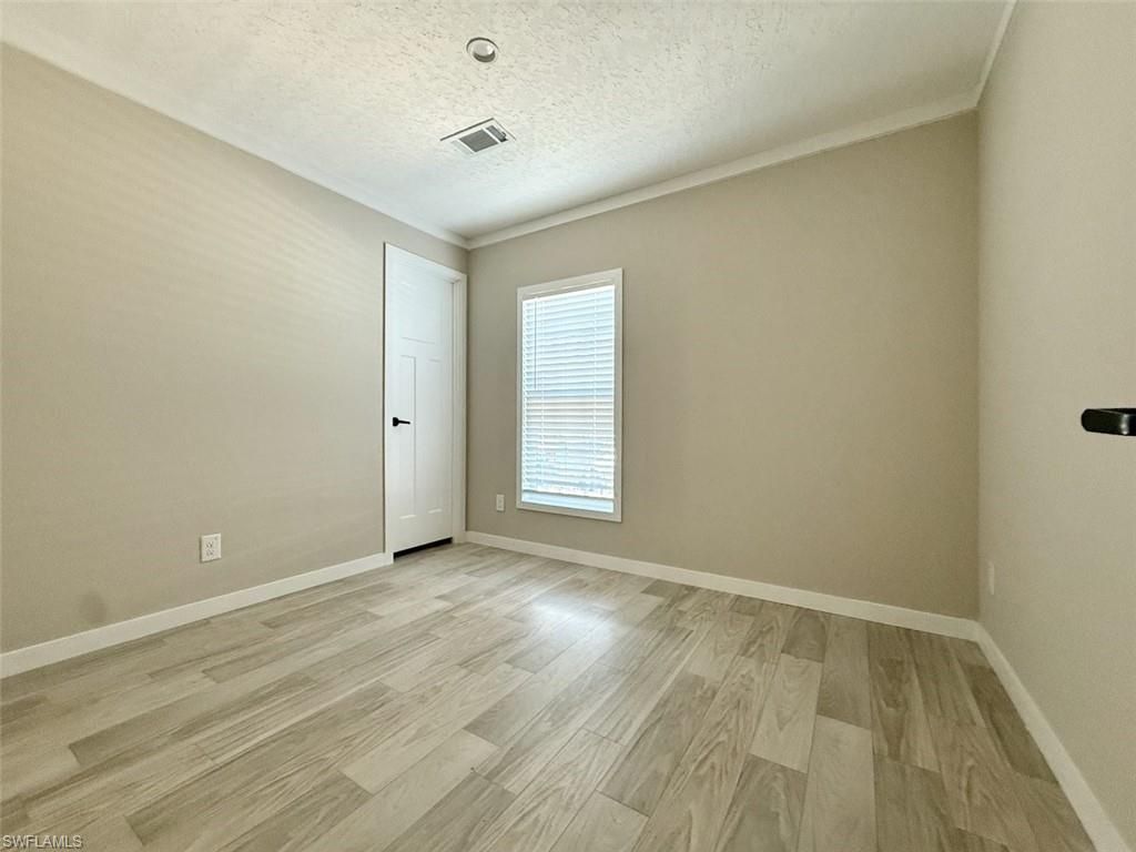 8104 Marx Dr, North Fort Myers, FL 33917 Photo