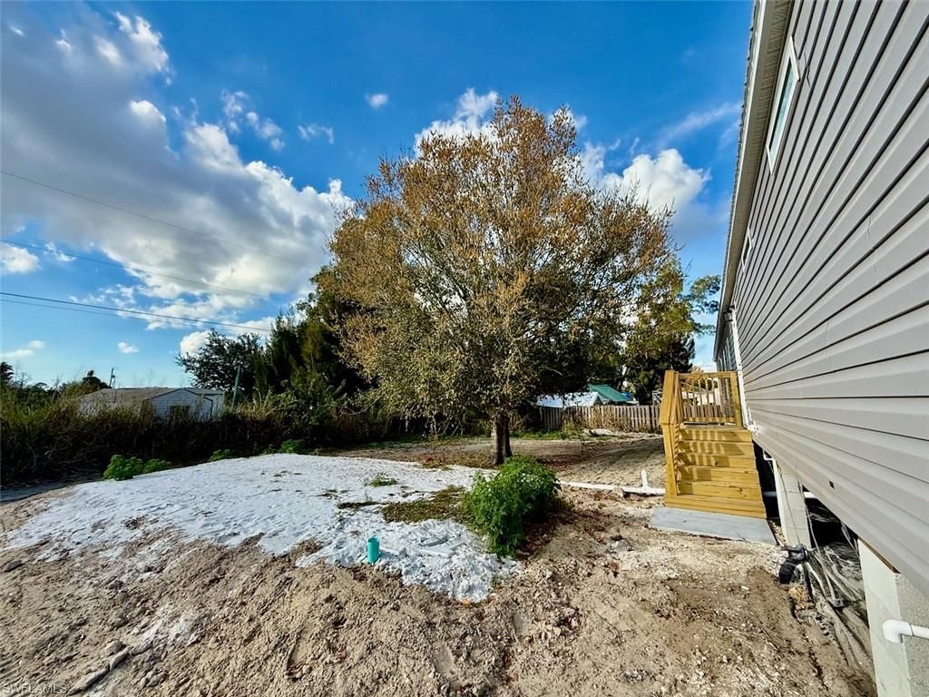 8104 Marx Dr, North Fort Myers, FL 33917 Photo