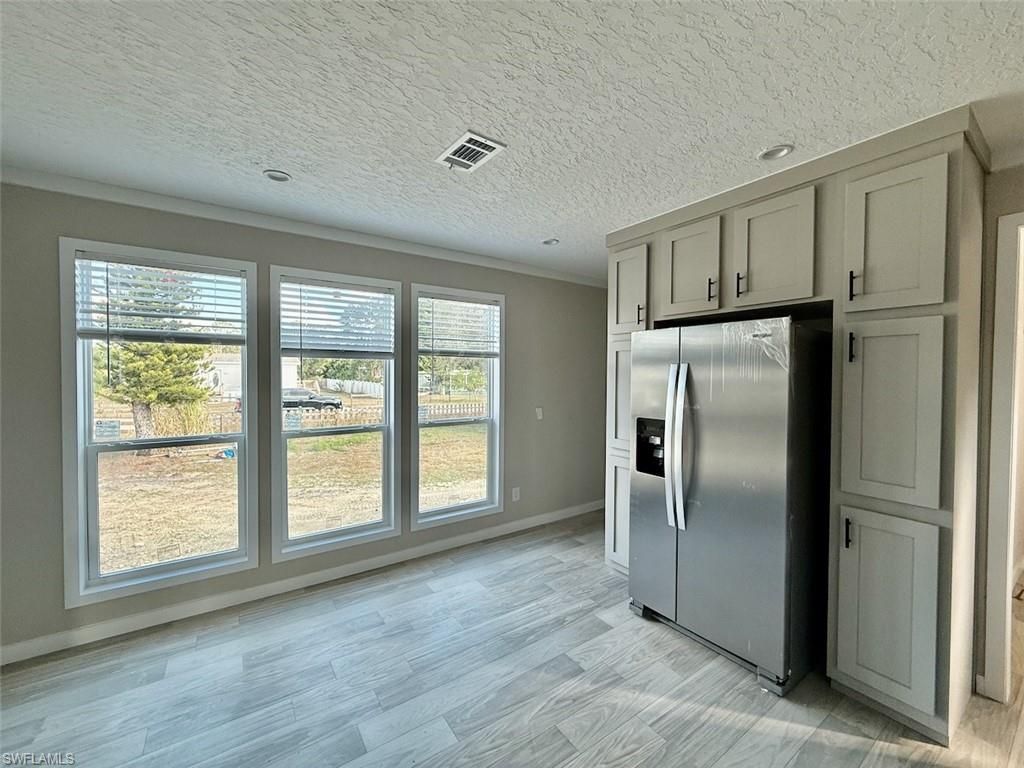 8104 Marx Dr, North Fort Myers, FL 33917 Photo