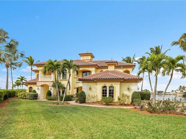 879 W Cape Estates CIR, CAPE CORAL, FL 33993